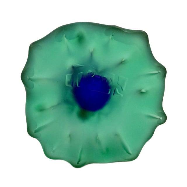2010s Tommie Rush Studio Blown Glass Cobalt & Green Botanical Daffodil Vase - Signed For Sale - Image 6 of 6