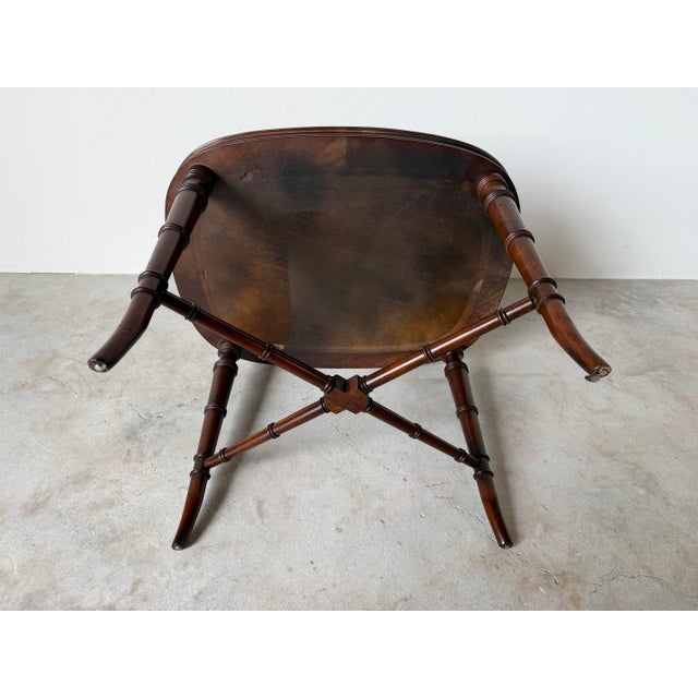 Vintage Henredon / Hekman - Style Faux Bamboo Carved Wood Oval Tray-Top Side Table For Sale - Image 11 of 12