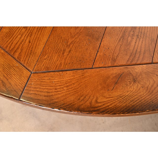 Henredon French Provincial Rustic Oak Farmhouse Round Dining Table