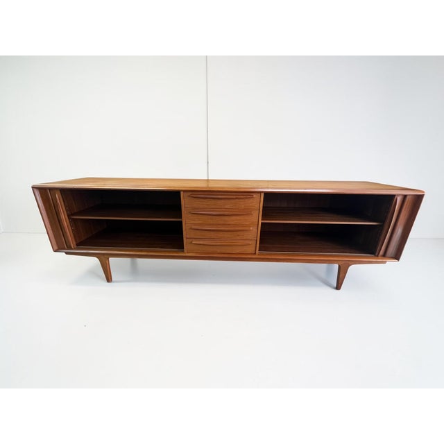 Mid-Century Modern Model 1560 Teak Sideboard from Bernhard Pedersen & Søn, 1960s For Sale - Image 3 of 16