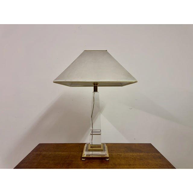Acrylic and Brass Table Lamp in the style of Sandro Petti, 1970s For Sale - Image 3 of 13