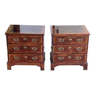 Vintage Henredon Aston Court Nighstans Commodes a Pair For Sale