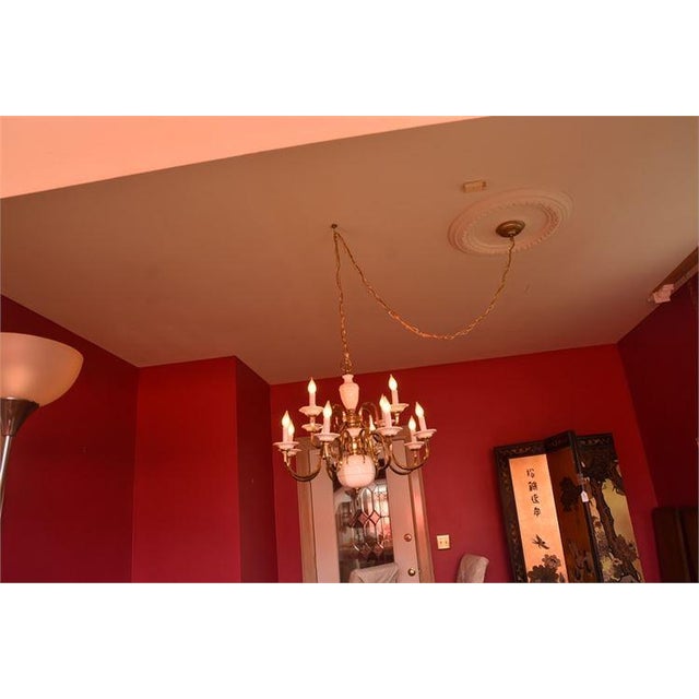 1970s Georgian Candle-Style 2-Tier Polished Brass White Porcelain Chandelier For Sale - Image 6 of 10