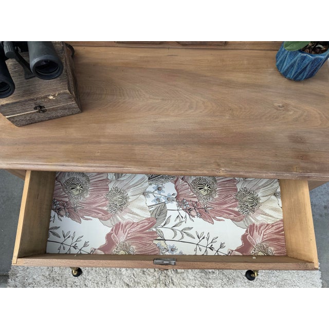 Early 20th Century Victorian Eastlake Farmhouse Dresser With Ornate Dovetail Construction For Sale - Image 4 of 8