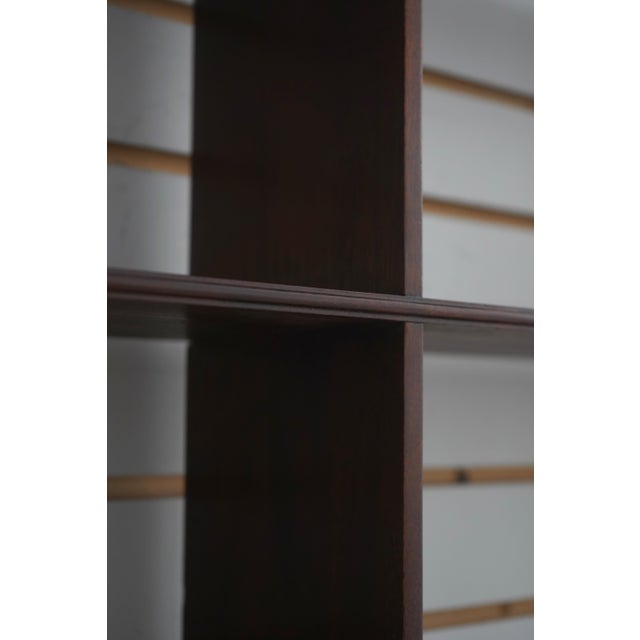 Stickley Colonial Williamsburg Mahogany Double What Not Shelf For Sale - Image 10 of 14