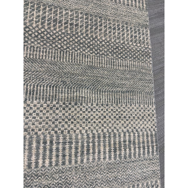 3ft 1in × 5ft 2in Flat Weave Area Rug For Sale - Image 10 of 12