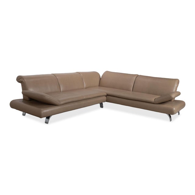 Modern Light Brown Leather Rodrigo Corner Sofa with Manual Function from Contur For Sale - Image 3 of 15