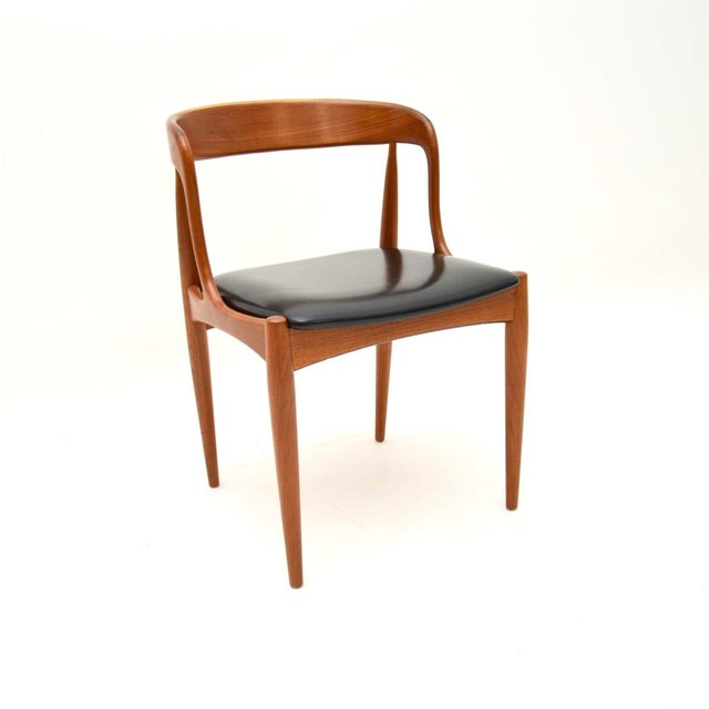 Vintage Danish Teak Dining Chairs from Johannes Andersen, 1960s, Set of 8 For Sale - Image 4 of 12