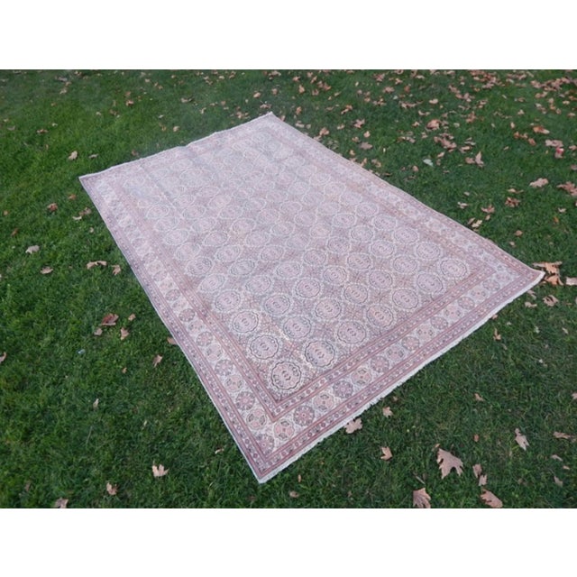VINTAGE HANDWOVEN TURKISH ANATOLIAN KAYSERI RUG 6'5'' x 9'11''/ 195 X 303 cm Hand woven with high quality pure wool and...
