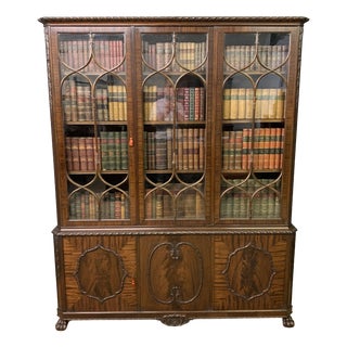 Chippendale Mahogany Bookcase by Hille, 1920 For Sale