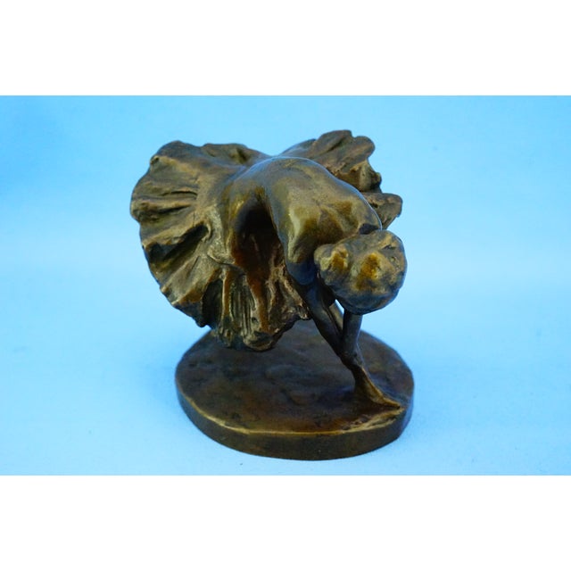 Metal Edgar Degas, Ballerina Tying Her Shoe, 1890s, Bronze For Sale - Image 7 of 18