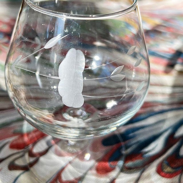 Vintage French Etched Crystal Cognac Brandy Sniffer Glasses France - Set of 4 For Sale - Image 4 of 5