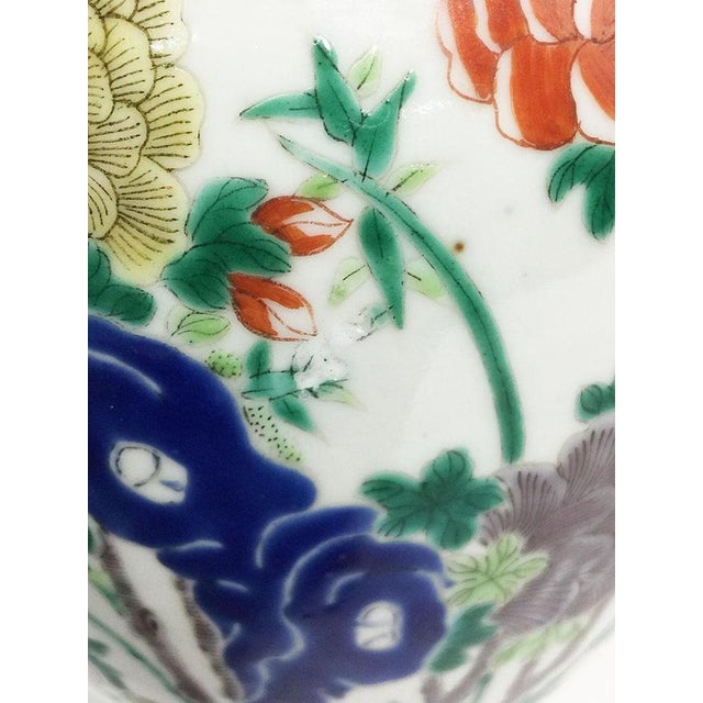 Ceramic Kangxi Period Famille Verte Vases, 1662-1722, Set of 2 For Sale - Image 7 of 10