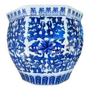 1990s Blue and White Cachepot Jardienere Plant Holder Chinoiserie Porcelain Ceramic Chinese Asian