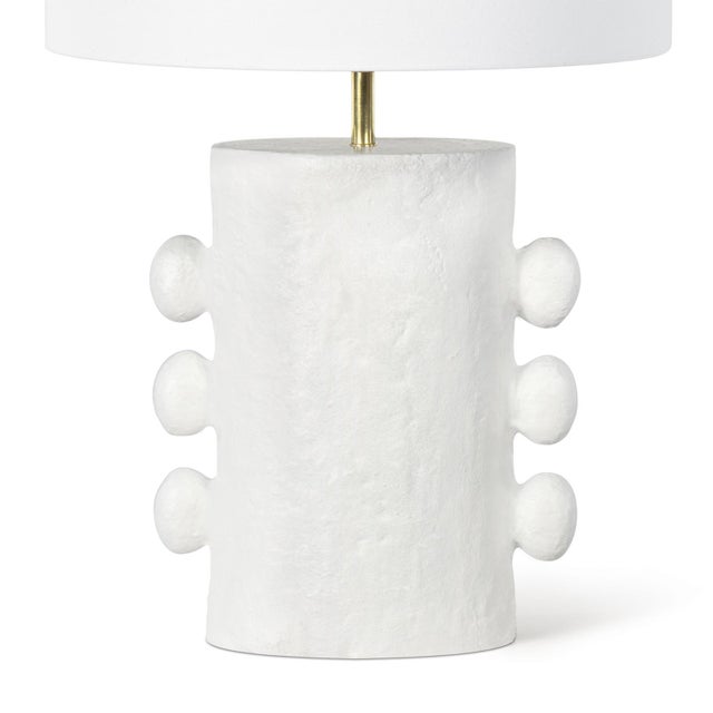 Traditional Regina Andrew Maya Metal Table Lamp, White For Sale - Image 3 of 6