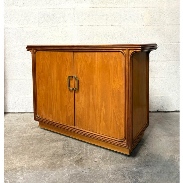 Mid 20th Century Vintage MCM Flip-Top/Fold-Out Dry Bar on Casters For Sale - Image 5 of 8
