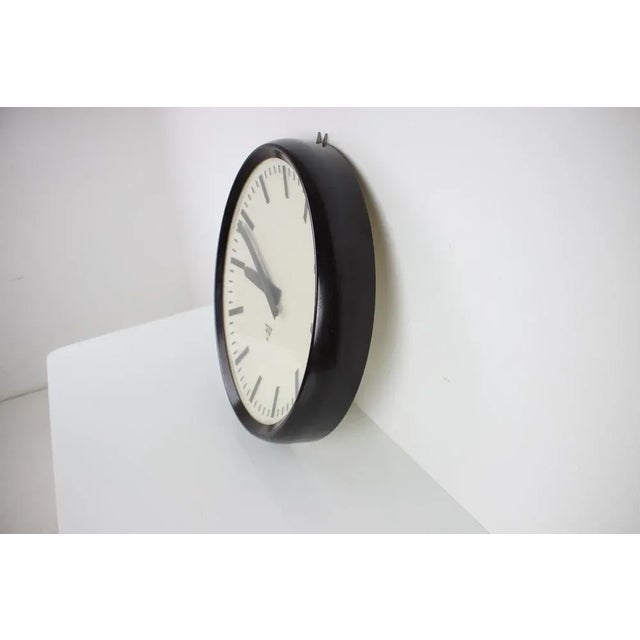 Industrial Large Bakelite Industrial Wall Clock attributed to Pragotron, 1960s For Sale - Image 3 of 8
