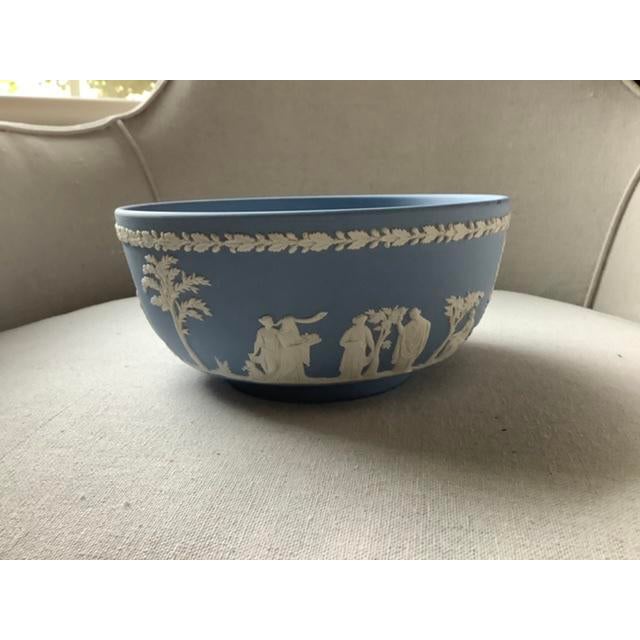 1950s 1950s Blue Wedgwood Fruit Bowl For Sale - Image 5 of 5