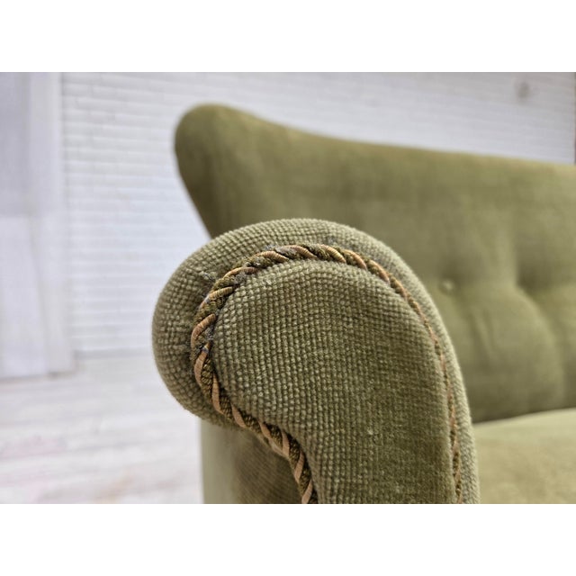 Mid-Century Modern Danish 2-Seater Sofa in Light Green Furniture Velour, 1970s For Sale - Image 3 of 18