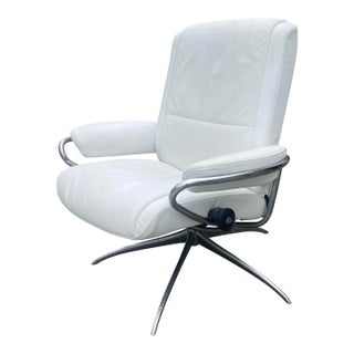 Ekornes Stressless “Berlin” Low Back Swivel Tilt Reclining Recliner Lounge Chair For Sale