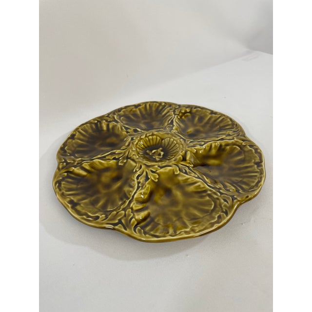 1950s 1950s French Gien Majolica Olive Green Oyster Plate For Sale - Image 5 of 13