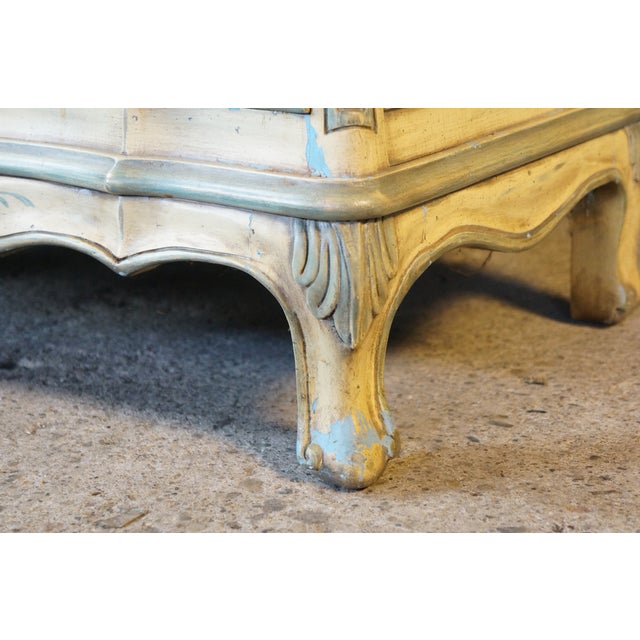 Mid 20th Century Karges French Provincial Hand Painted Venetian Bombe Commode Nightstand Chest For Sale - Image 5 of 18