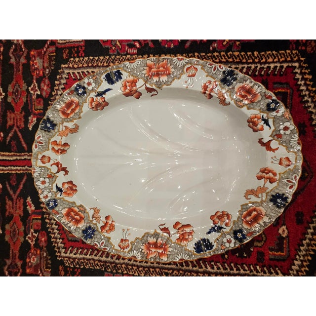 Late 19th Century Antique Copeland Footed Meat Carving Platter With Gravy Depression For Sale - Image 11 of 11