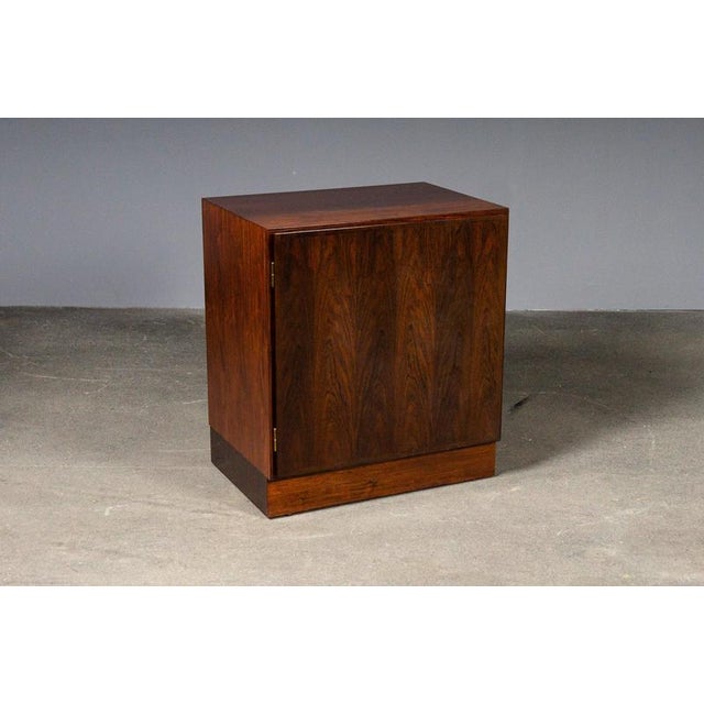 Mid-Century Chest of Drawers For Sale - Image 6 of 17