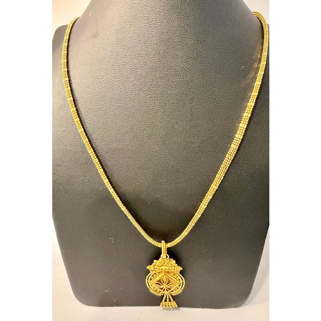 Metal 30.8 Gm 22 Karat Yellow Gold Earring , Bracelet & Chain + Pendant Bridal Suite For Sale - Image 7 of 8