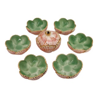 Mid-Century Modern Portuguese Majolica Set of Six Seashell Bowls and a Seashell Box , Studio Pottery For Sale