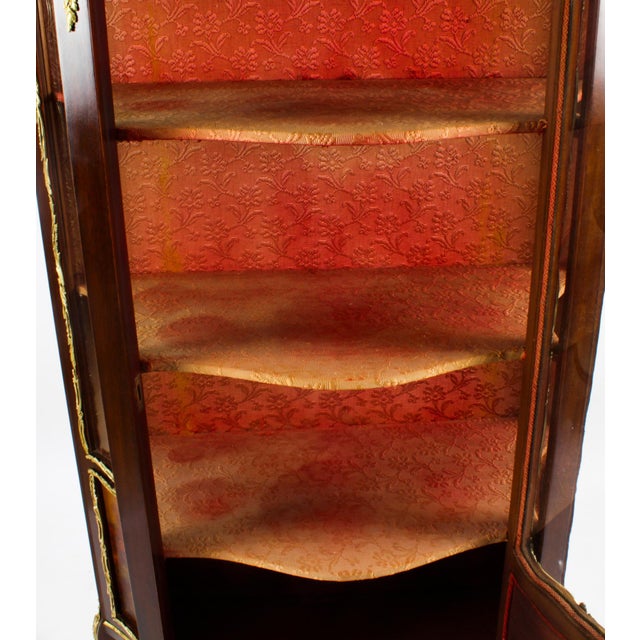 Antique 19th Century French Vitrine Display Cabinet by Vernis Martin For Sale - Image 10 of 18