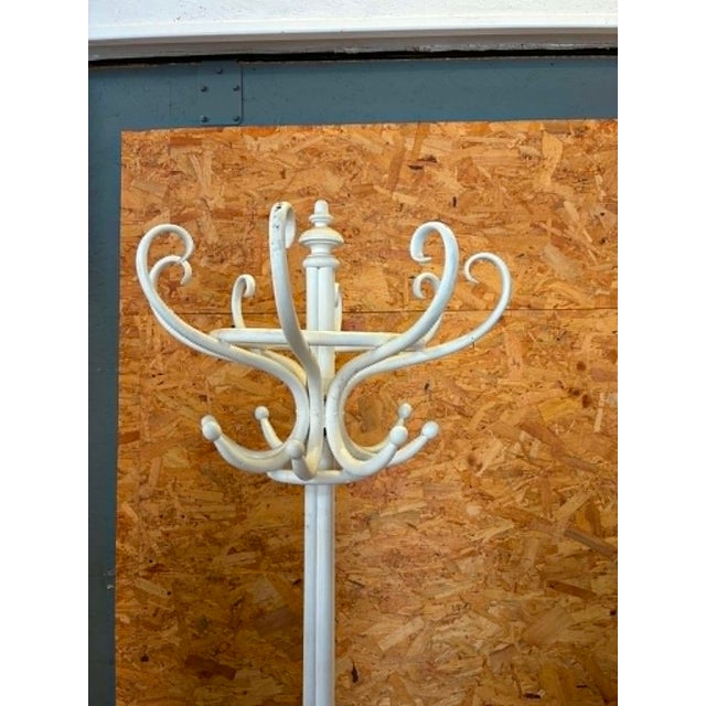 Attractive Thonet-style coat rack, a timeless classic, stable and sturdy. Bent beech wood, painted white. Dimensions:...