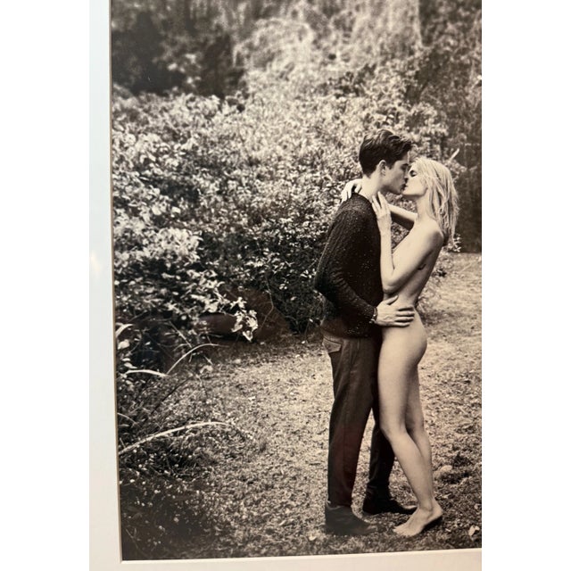 Up for sale is a wonderful photograph taken by the world renowned Chris Craymer in 2014 featuring a kissing scene between...