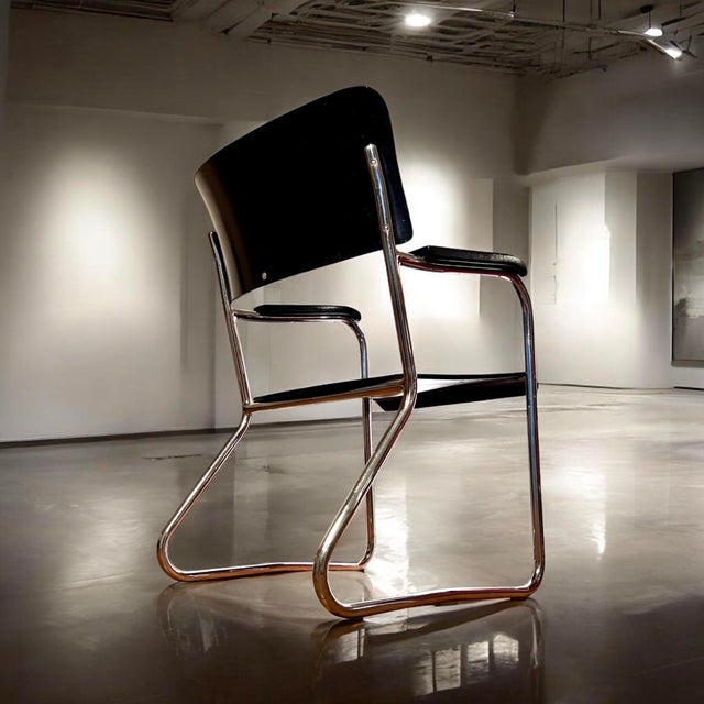 The design of the rare and extremely comfortable chair is attributed to the designers Heinz and Bodo Rasch, who designed...