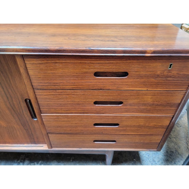 Danish Modern Rosewood Credenza For Sale - Image 15 of 18