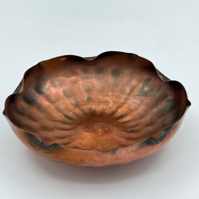 Vintage Hand-Made Copper Flower Catchall Dish or Ashtray For Sale In New York - Image 6 of 7