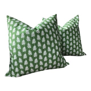 Thibaut “Ferndale” Complete Down Filled Pillows - a Pair For Sale