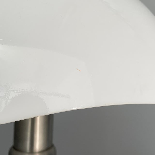 Italian Modern Pipistrello Table Lamp by Gae Aulenti for Martinelli Luce, 1970s For Sale - Image 6 of 18