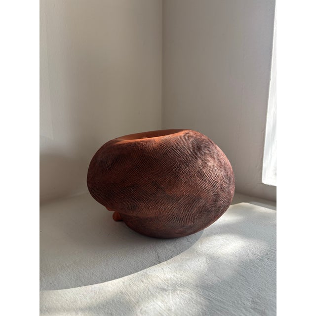2020s Contemporary Abstract Ceramic Sculpture by Mirentxu Ganzarain For Sale - Image 5 of 5