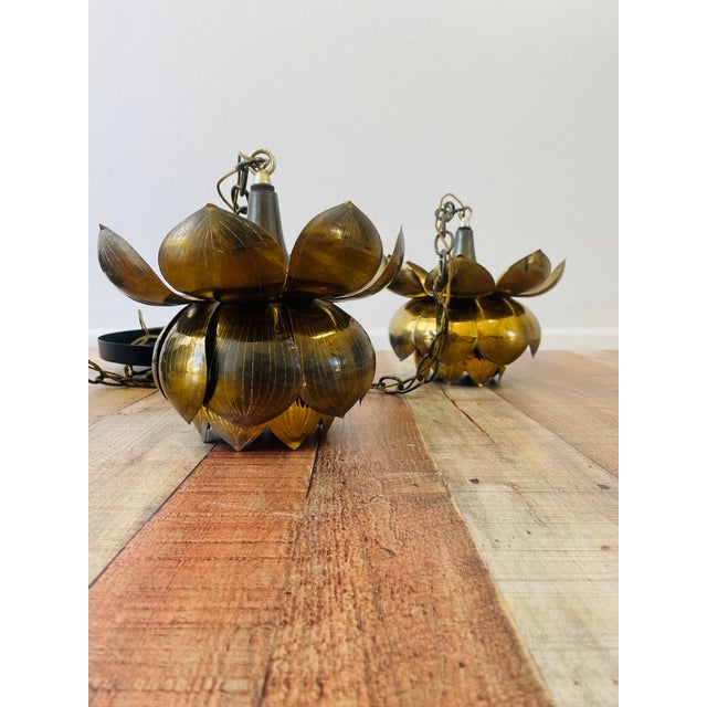 Brass Vintage 1960s 3 Tiered Brass Lotus Flower Pendant Light by Feldman Hollywood Regency Chinoiserie Chic Style For Sale - Image 8 of 9