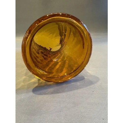 9.5" Antique Victorian Amberina Swirl Art Glass Vase. Excellent antique condition with beautiful coloration and gradation....