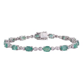 Handcrafted Emerald & Diamond Infinity Link Bracelet in 925 Sterling Silver For Sale