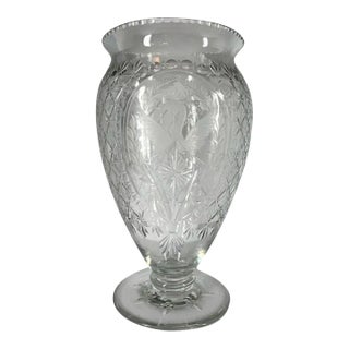 Late 20th Century Large t.g. Hawkes & Company Cut-Crystal Vase Bearing Etched Eagle Motif For Sale