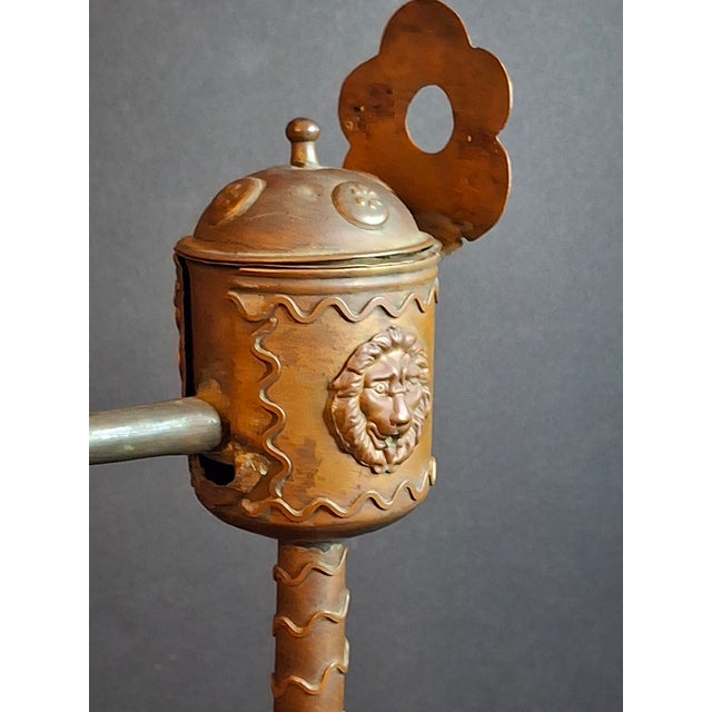 Copper Antique Flemish Brass Snotneus Oil Lamp Ornate Copper Lion Mask Fat Light 19thC For Sale - Image 8 of 18