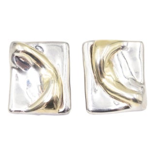 Late 20th Century Sculptural Silver With Gold Wave Pattern Rectangular Clip-on Earrings, A Pair For Sale