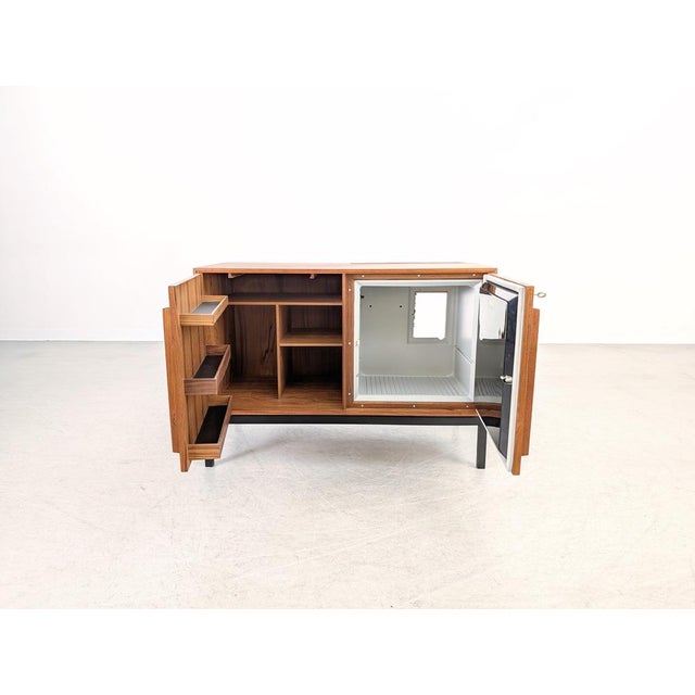 Mid-Century Modern Sideboard in Teak from Atlas & Silkeborg Møbelfabrik For Sale - Image 3 of 14