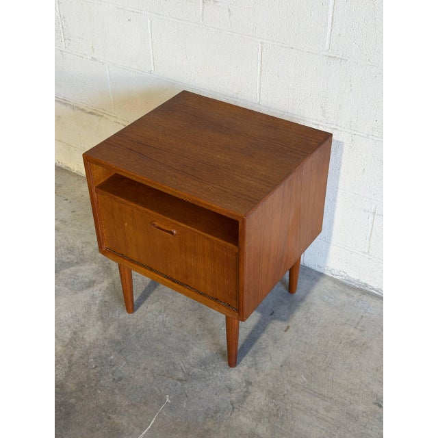 Brown Teak Wood Nightstand by Arne Vodder Danish Minimalist Side Table Denmark 1960s For Sale - Image 8 of 10