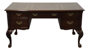 Sligh Furniture the Ellis Line Solid Mahogany Traditional Chippendale Style 60" Writing Desk W. Tooled Leather Top