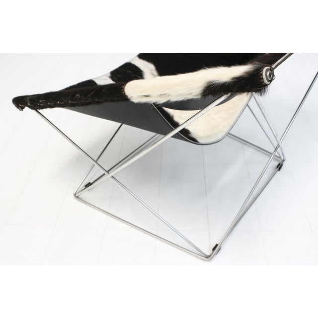 F675 Butterfly Chair in Cowhide by Pierre Paulin for Artifort For Sale - Image 11 of 13