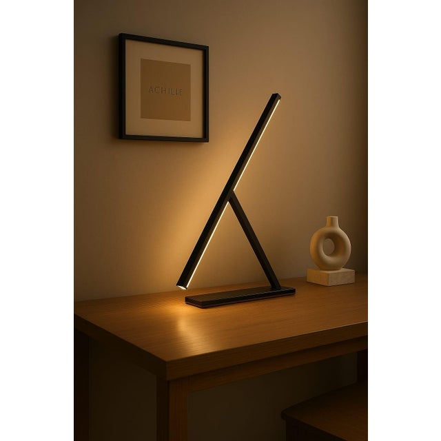 Minimalist Table Lamp by Tommaso Cristofaro For Sale - Image 4 of 7
